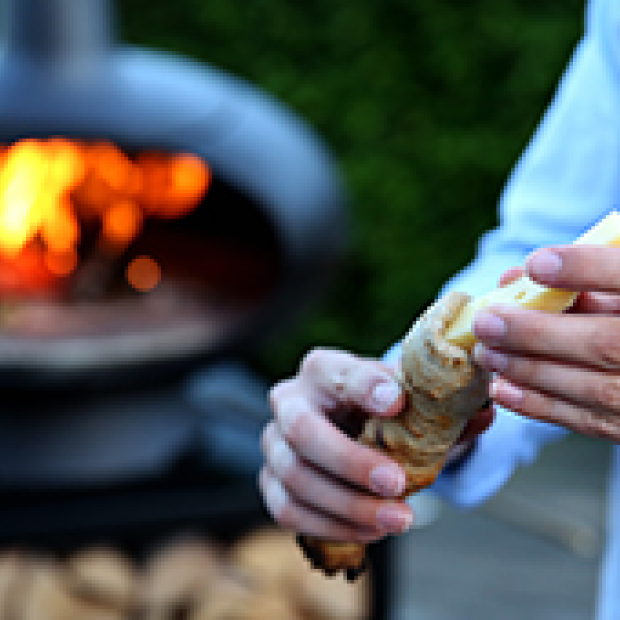 Bread-on-a-stick with Sun-dried Tomatoes and Cheddar Cheese